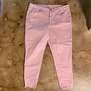 LANE Bryant‎ Mid Rise super stretch ankle rose pink Crop Jeans